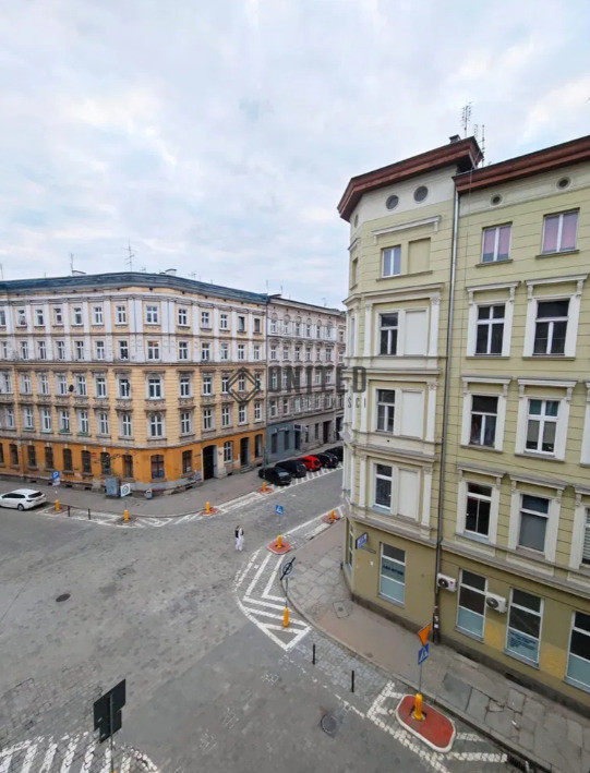 Mieszkanie Sprzedaż  Wrocław-Krzyki Stacha Świstackiego 18