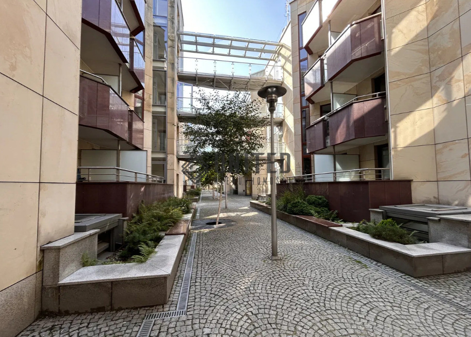 Mieszkanie Sprzedaż  Wrocław-Stare Miasto Biskupia 12