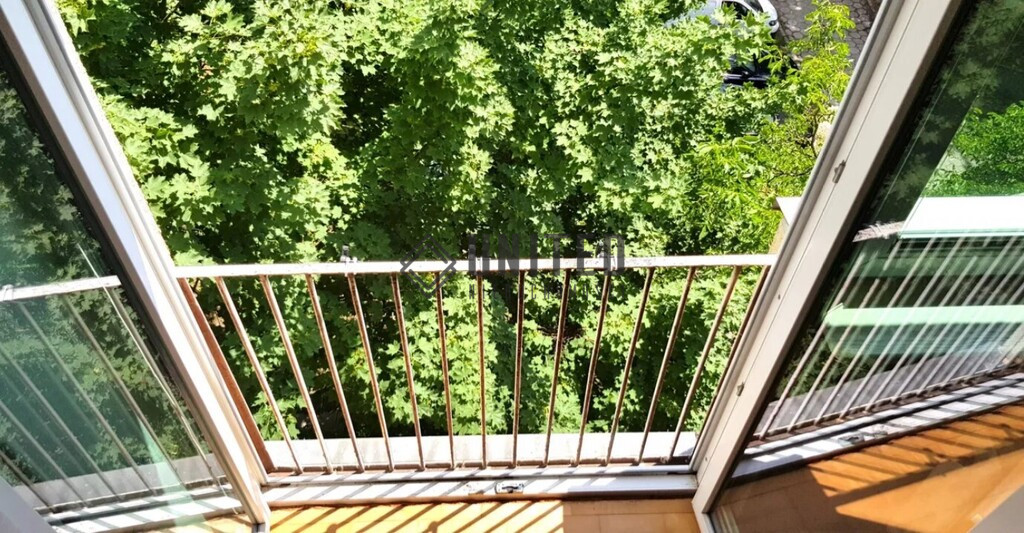 Mieszkanie Sprzedaż  Wrocław-Krzyki Jastrzębia 9