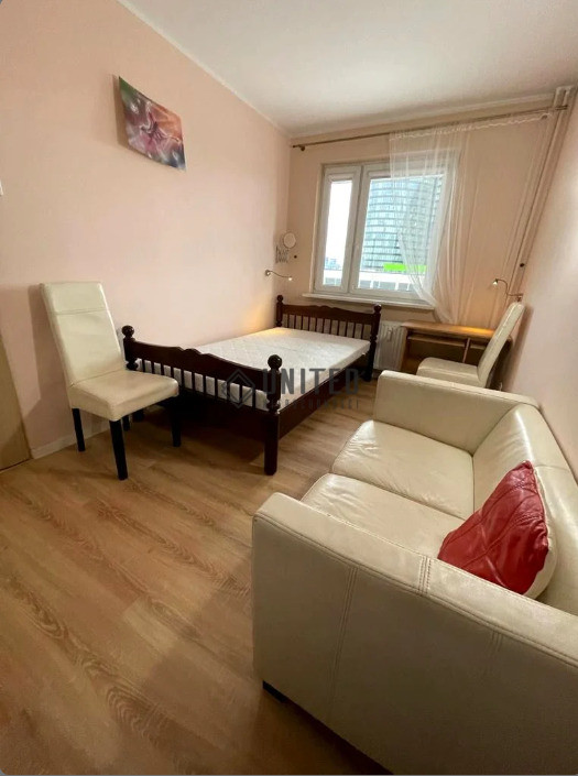 Mieszkanie Sprzedaż  Wrocław-Krzyki Radosna 3