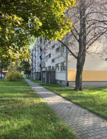 Mieszkanie Sprzedaż  Wrocław-Krzyki Żelazna 1